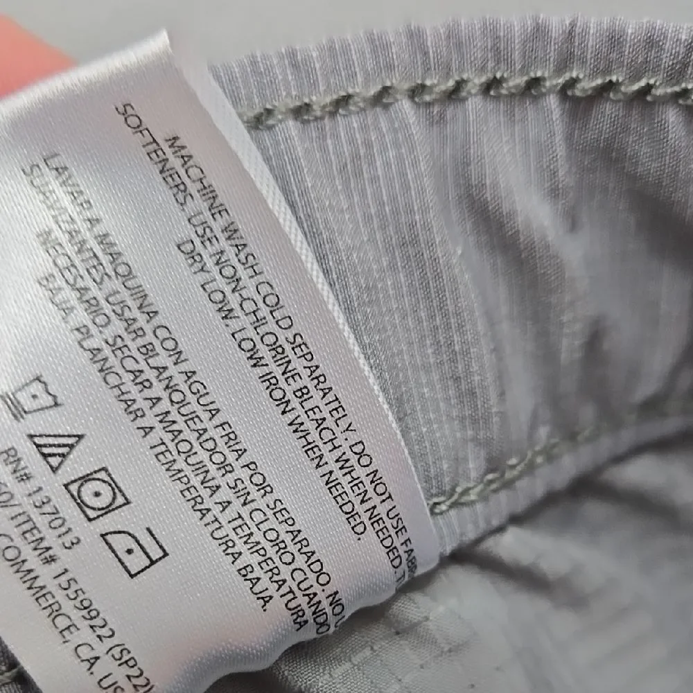 Banana Republic Men's 38 Flat Front Short Gray Comfort Stretch Active Casual